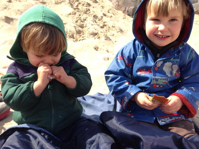 boys_bundled_up_beach