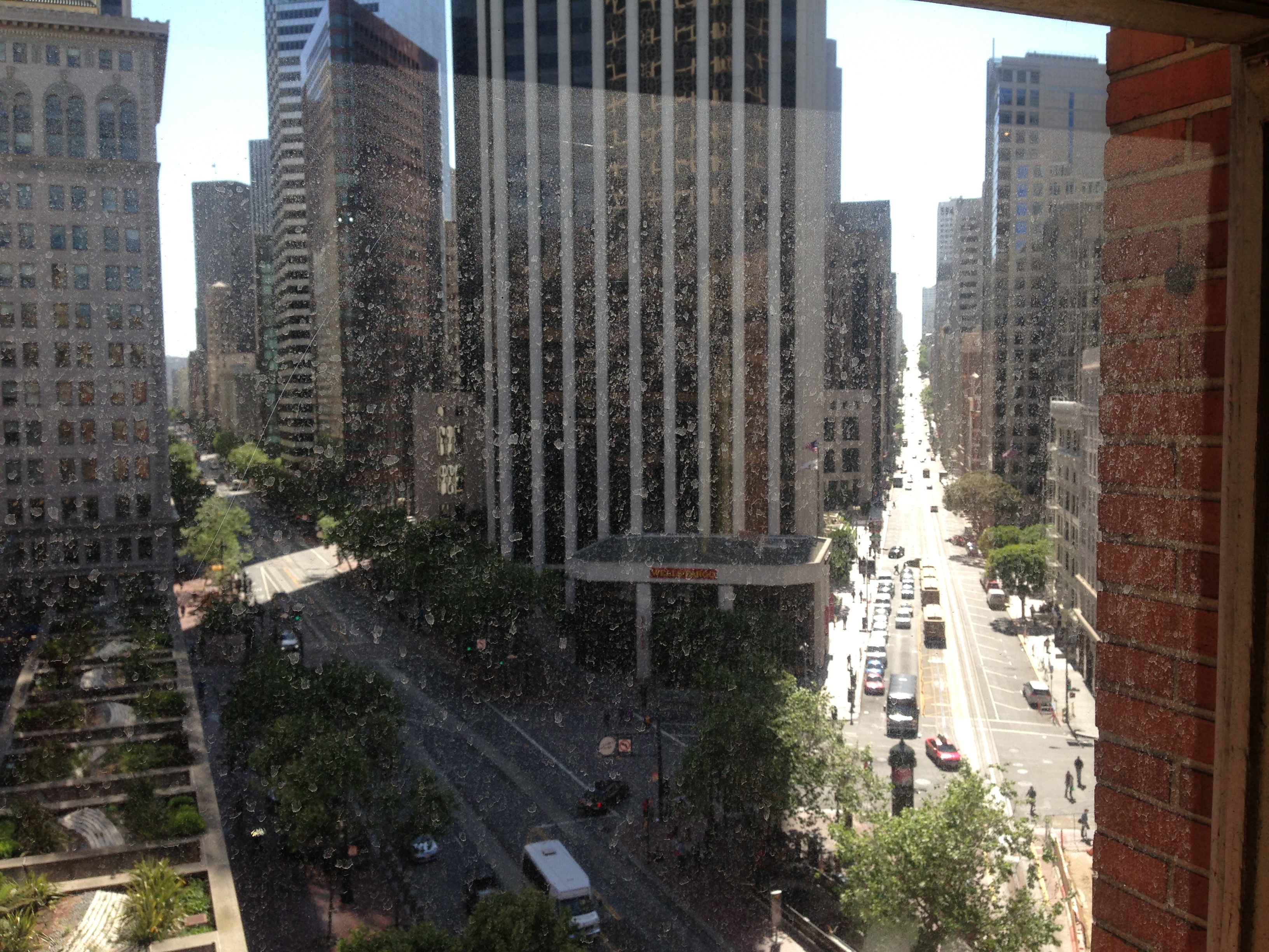 market_and_california