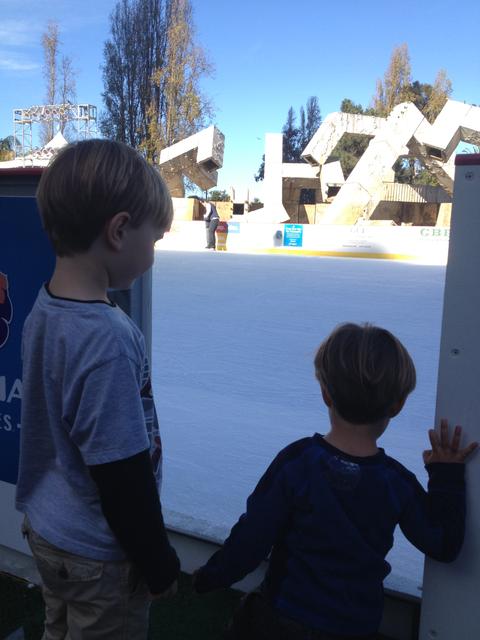 ice_skating_embarcadero