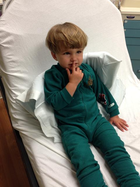 theo_hospital_dislocated_shoulder