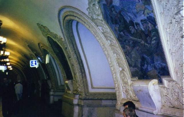 moscow_tube2.jpg
