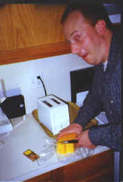 JonMouseTrap.jpg (48886 bytes)