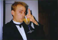 ny_drink.jpg (20020 bytes)