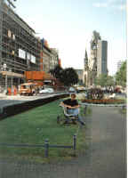 berlin.jpg (72195 bytes)