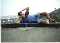 poser.jpg (52683 bytes)