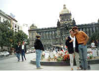 prague.jpg (64306 bytes)