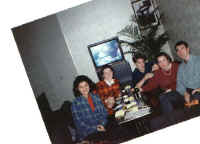 karaoke.jpg (54377 bytes)