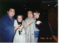 sumo.jpg (53151 bytes)