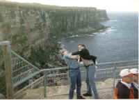 sean_phil.jpg (63104 bytes)