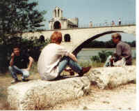 avignon.jpg (60233 bytes)
