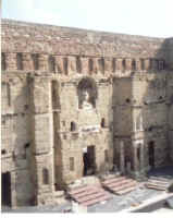 orange.jpg (54817 bytes)