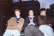 bored.jpg (96152 bytes)