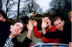 john_liz_me.jpg (114136 bytes)