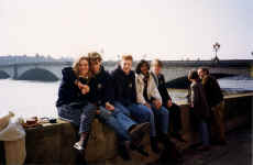 putney_bridge.jpg (76373 bytes)