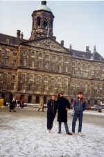 amsterdam.jpg (127751 bytes)