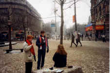 frosty.jpg (141142 bytes)