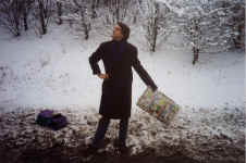 me_sign.jpg (132923 bytes)