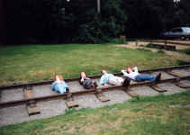 train_tracks.jpg (173742 bytes)