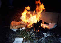 flames_of_corruption.jpg (149882 bytes)