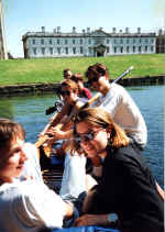 punting.jpg (162200 bytes)