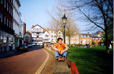 me_cathedral_green.jpg (152104 bytes)