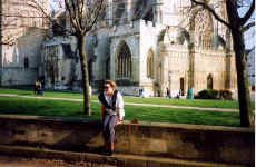 oorlagh_cathedral_green.jpg (153729 bytes)