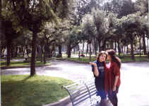 ana_kate.jpg (192856 bytes)