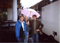 me_rich_toby_rain.jpg (120181 bytes)