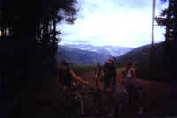 DarkBike.jpg (64375 bytes)