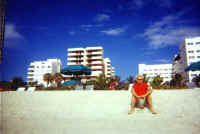 MeMiamiBeach.jpg (98203 bytes)