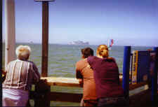 alcatraz.jpg (74459 bytes)