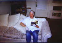 jb_dye.jpg (80791 bytes)