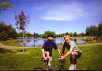 seanie_me_bike.jpg (96857 bytes)