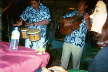 bongo.jpg (189161 bytes)