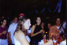 shannon_bday.jpg (84395 bytes)