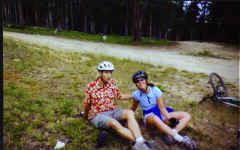 me_kt_ground.jpg (256769 bytes)