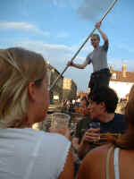 al_punting_2.jpg (134021 bytes)