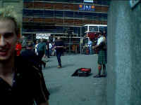 kilt.jpg (64190 bytes)