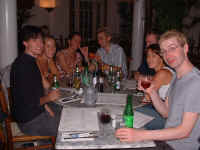 pizza.jpg (153185 bytes)