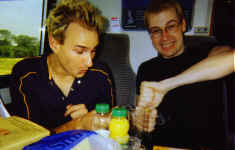 champagne_al.jpg (156508 bytes)