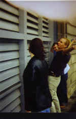 hair_dryer.jpg (150251 bytes)