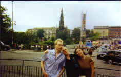 royal_mile.jpg (203215 bytes)