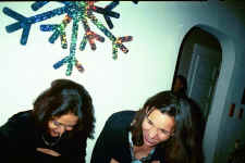 sunanda_katie.jpg (151626 bytes)