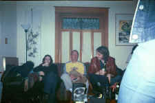 dani_jb_nick.jpg (196573 bytes)