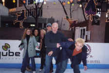 group_skating.jpg (150505 bytes)