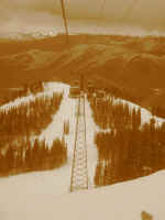 aspen_gondola.jpg (102769 bytes)