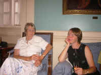 mum_ginny.jpg (122217 bytes)