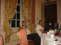 mum_libbs2.jpg (136301 bytes)