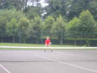 me_tennis.jpg (104164 bytes)