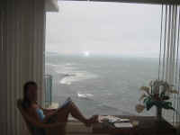 kt_waves.jpg (91451 bytes)